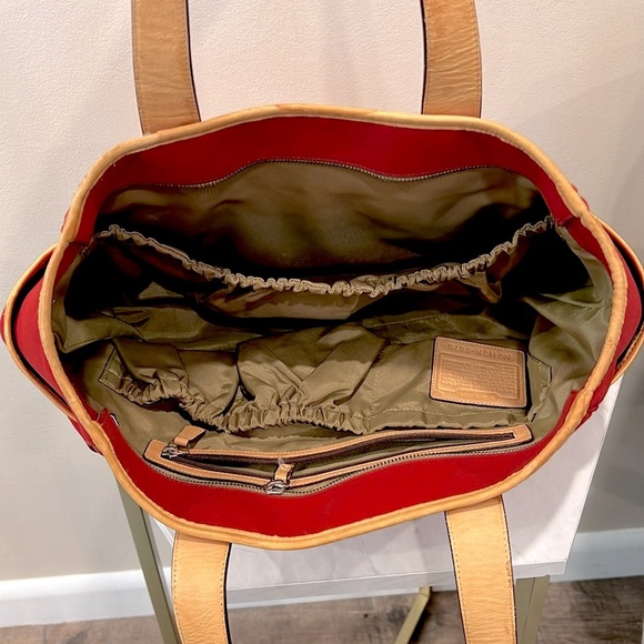 🔥Coach Red and Tan Tote Bag with Leather Trim🔥 - Picture 4 of 9